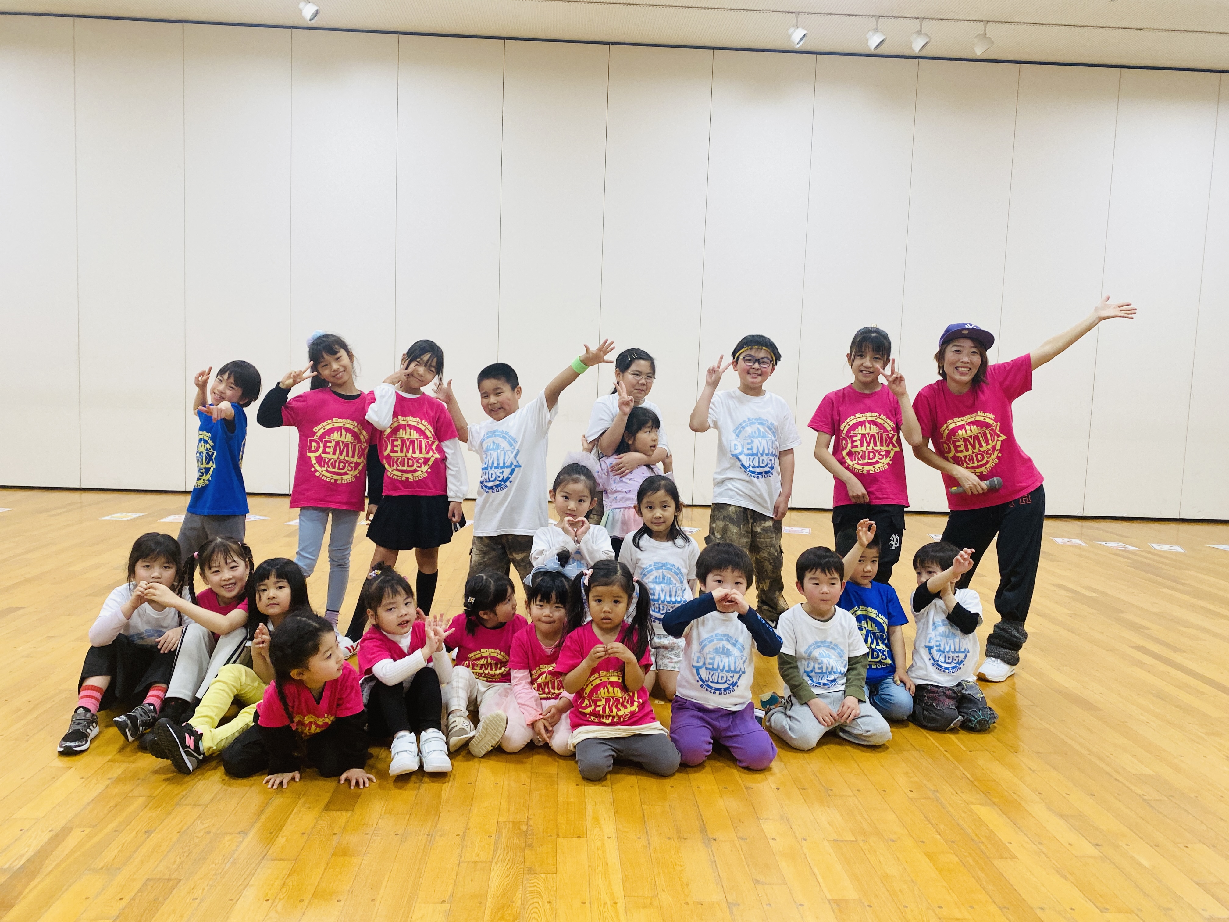 英語deダンスDEMIX KIDS